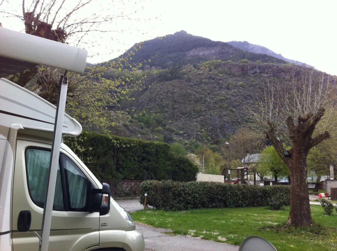camping-la-piscine-isre-lcixm