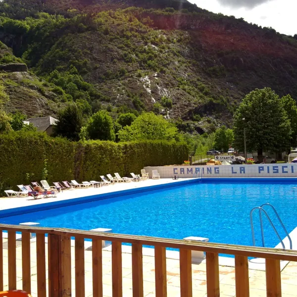 camping-la-piscine-isre-uww9i