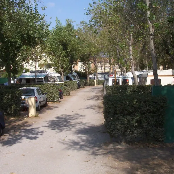 la-creole-camping-marseillan-c7u4w