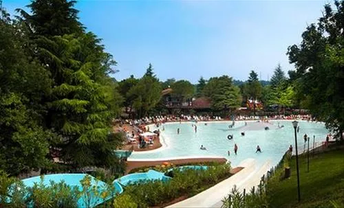 camping-family-park-altomincio-valeggio-sul-mincio-8xgjb