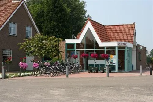 camping-cassandria-bad-retranchement-p0hsq
