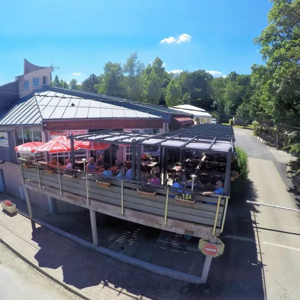 camping-du-lac-de-panthier-vandenesse-en-auxois-d1swy