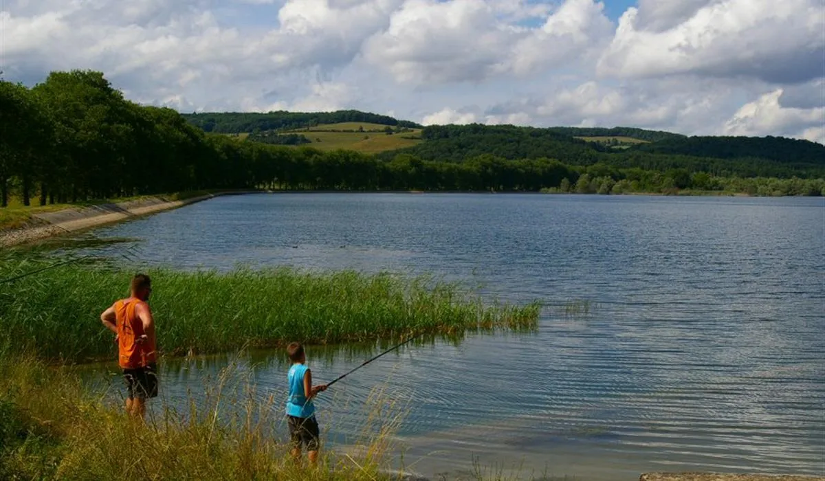 camping-du-lac-de-panthier-vandenesse-en-auxois-expvm