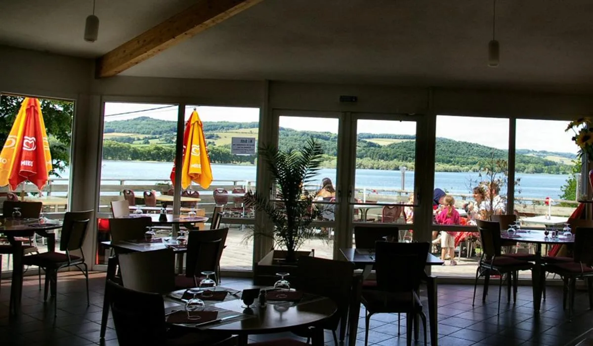 camping-du-lac-de-panthier-vandenesse-en-auxois-mlk9b
