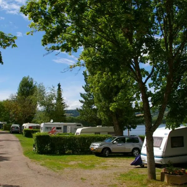 camping-du-lac-de-panthier-vandenesse-en-auxois-spz63