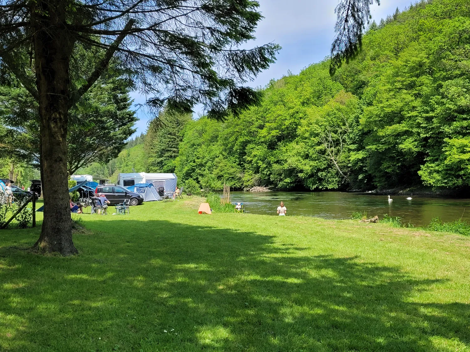 camping-ile-de-faigneul-poupehanbouillon-cn995
