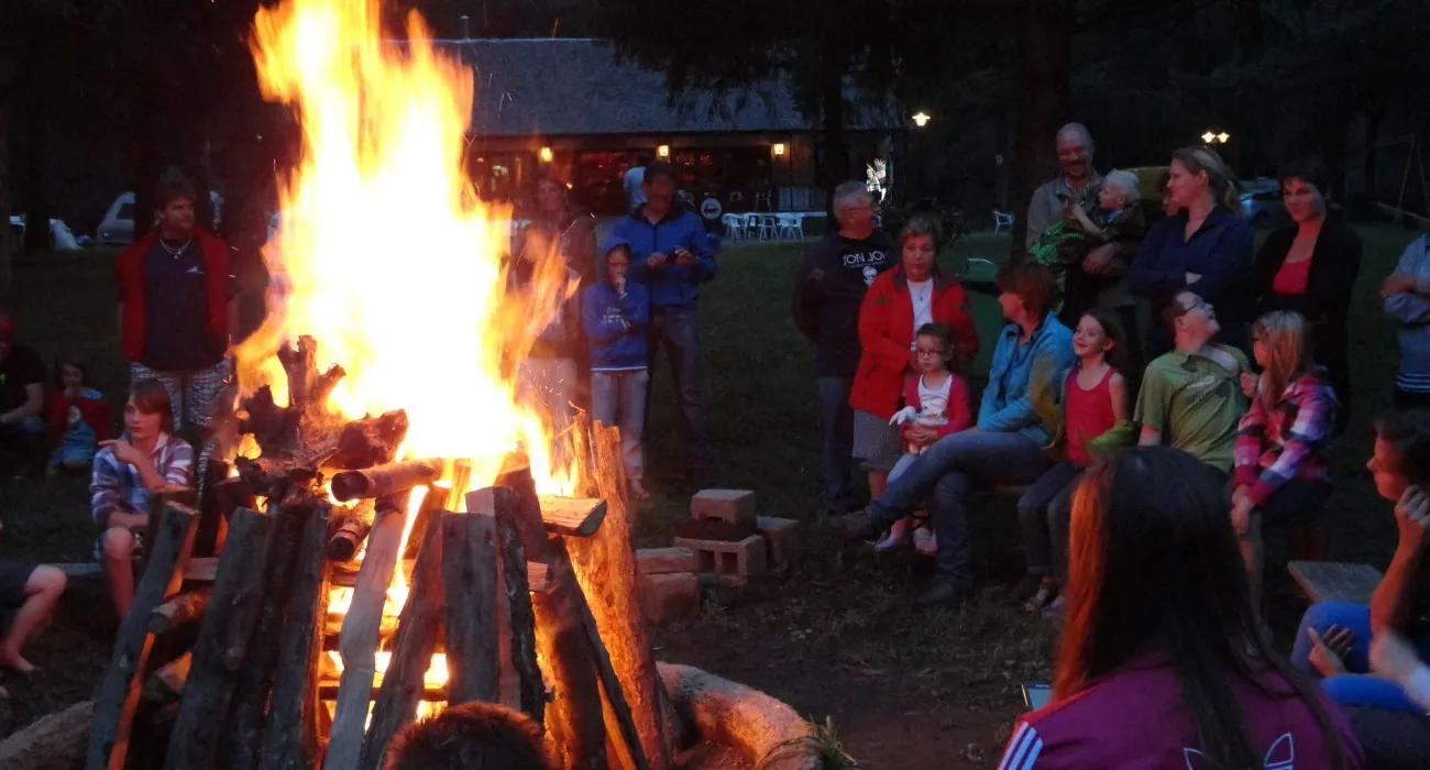 camping-ile-de-faigneul-poupehanbouillon-tzess