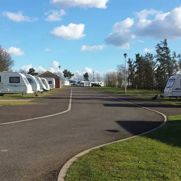 glororum-caravan-park-bamburgh-cwgxl