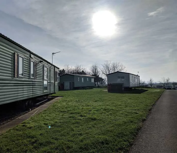 glororum-caravan-park-bamburgh-sz9ia