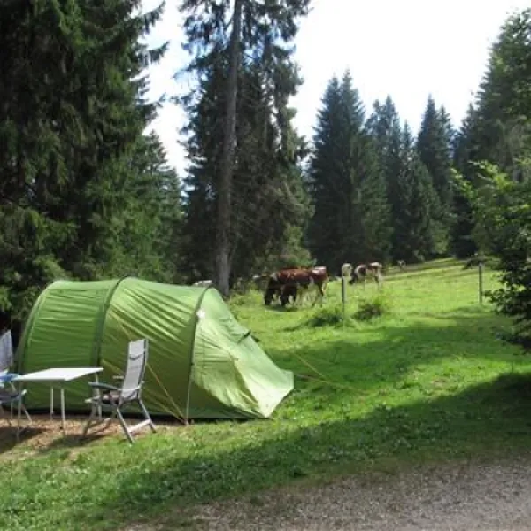 camping-souslaneuvevie-saignelgier-kfpqf
