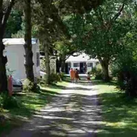 flower-camping-le-kergariou-clohars-carnot-ubptx