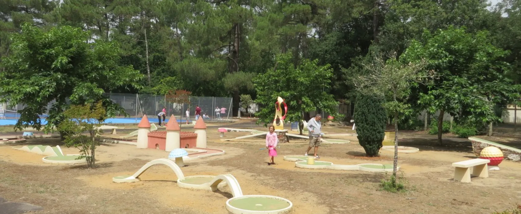 Camping Caravaning Les Biches  