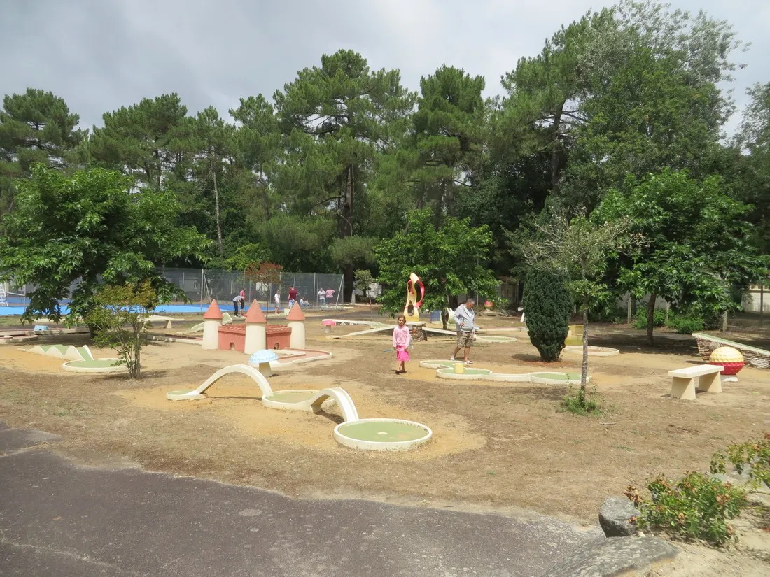 camping-caravaning-les-biches-saint-hilaire-de-riez-nfw7p