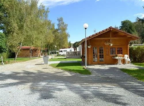 flower-camping-le-lac-de-la-seigneurie-leval-kb9o8