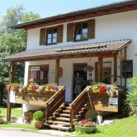 camping-halbinsel-burg-seehausen-a-staffelsee-8rny3