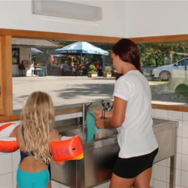 camping-halbinsel-burg-seehausen-a-staffelsee-kl4cw