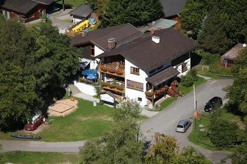 camping-halbinsel-burg-seehausen-a-staffelsee-odpig