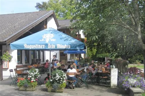 camping-halbinsel-burg-seehausen-a-staffelsee-pbzui