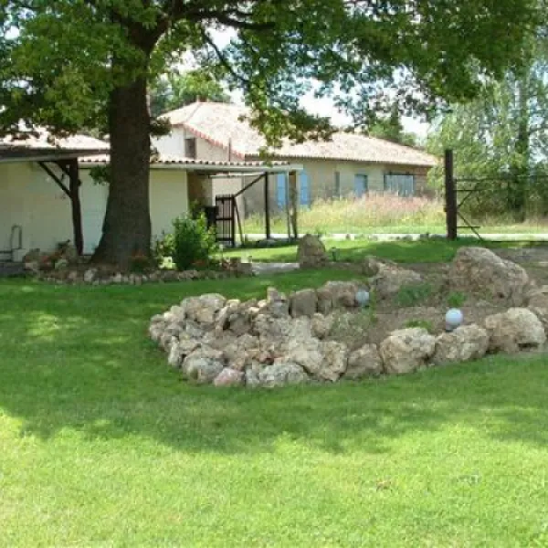 camp-laurent-saint-laurentdecris-dqtuc