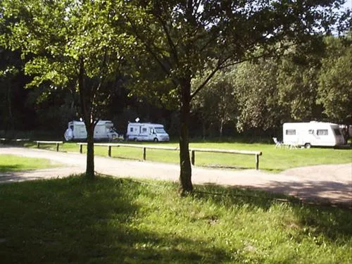 waldparkplatz-bansin-benz-c7qki