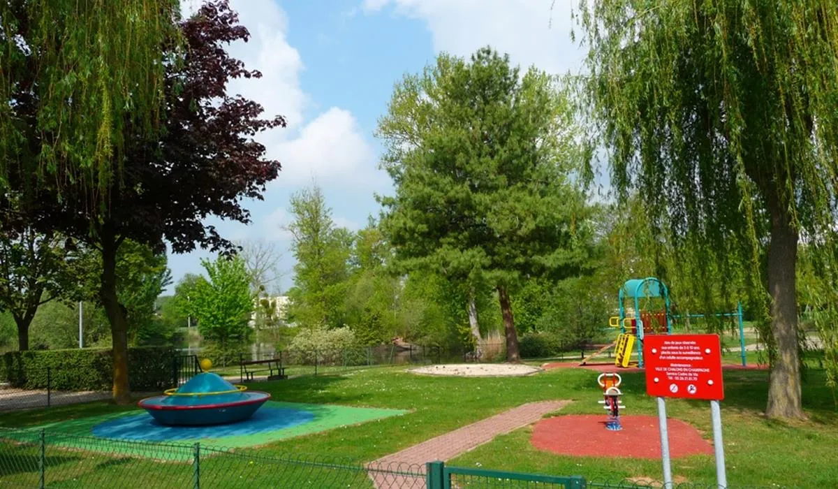camping-municipal-chlonsenchampagne-dqsrc