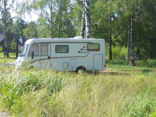 camptom-shuvalovka-st-petersburg-lcrmx