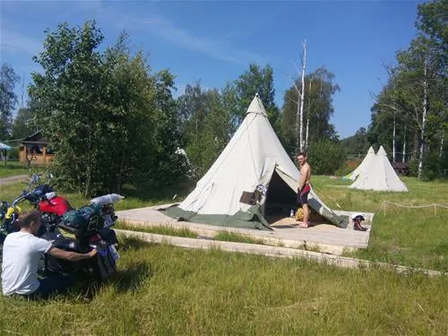 camptom-shuvalovka-st-petersburg-wgqqx