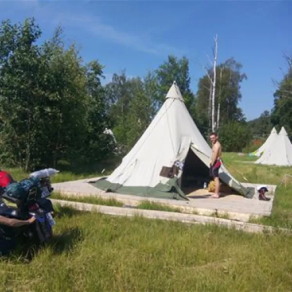 camptom-shuvalovka-st-petersburg-wgqqx