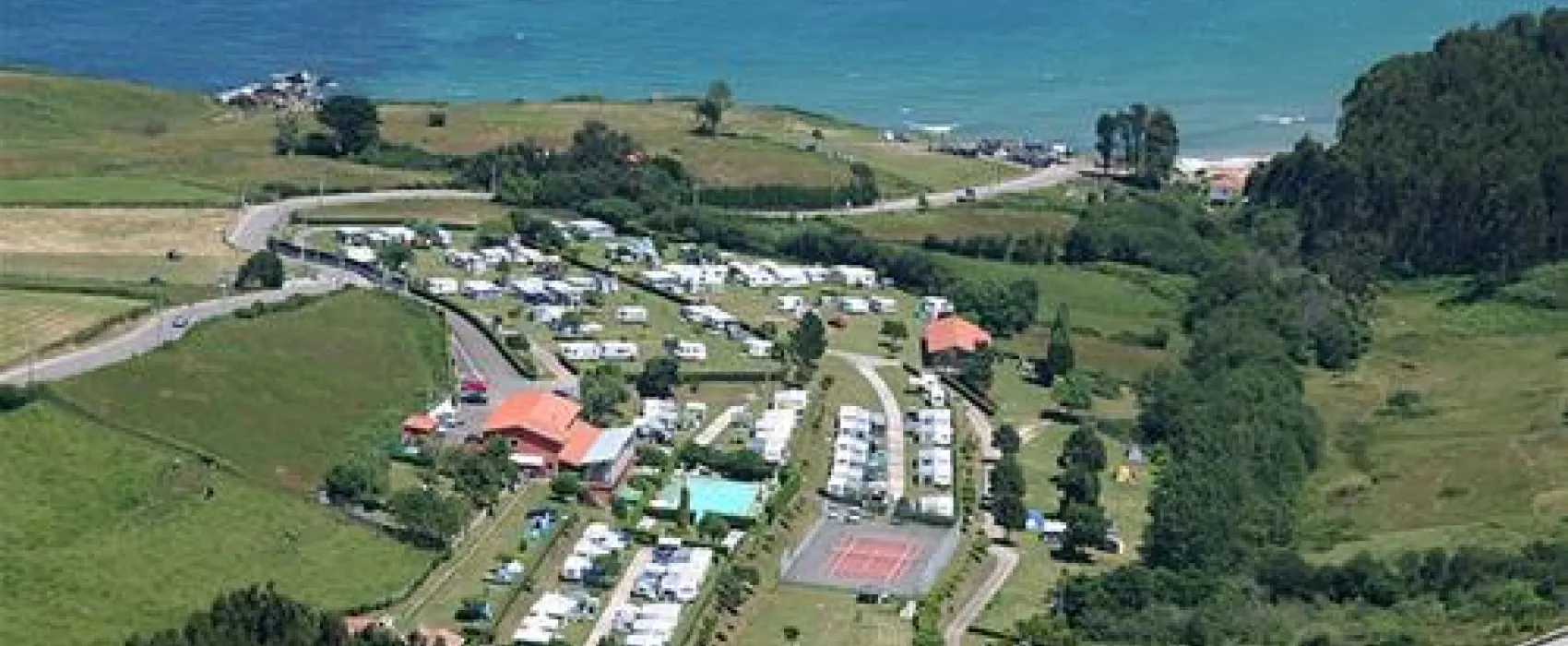 Camping Arenal de Moris