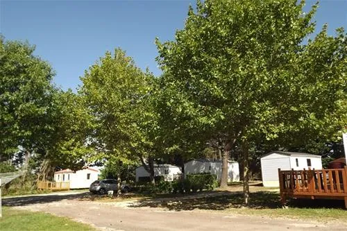 camping-le-paradou-parcoul-88egs