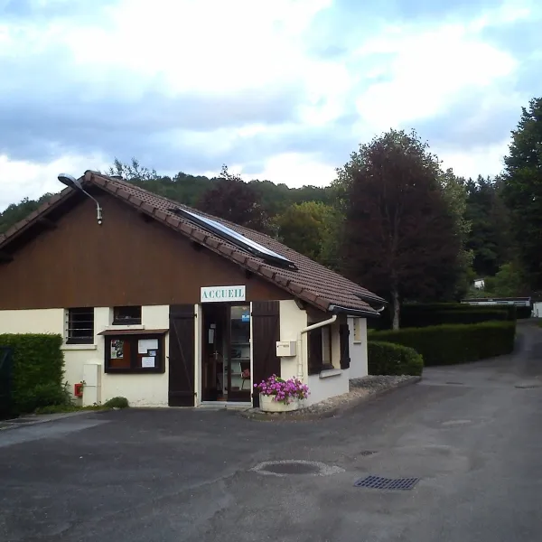 camping-municipal-clos-des-chaumes-le-thillot-xyi5m