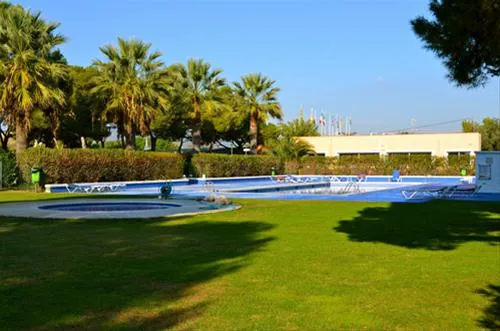 camping-el-garrofer-sitges-8wtnd