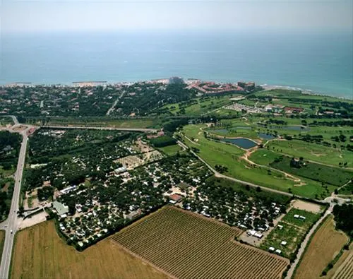 camping-el-garrofer-sitges-oekpw