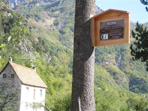 camping-rupa-guesthouse-camping-theth-jzfmv