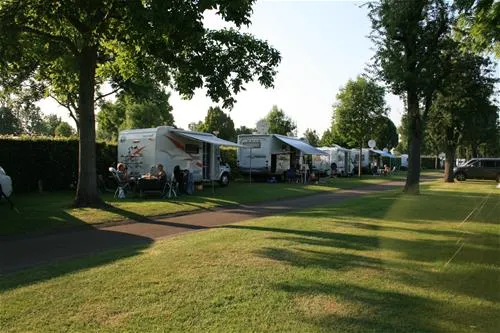 camping-orintal-berg-en-terblijt-vnxkh