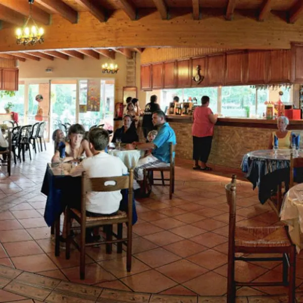 camping-le-tuquet-vert-jumilhac-le-grand-der8n
