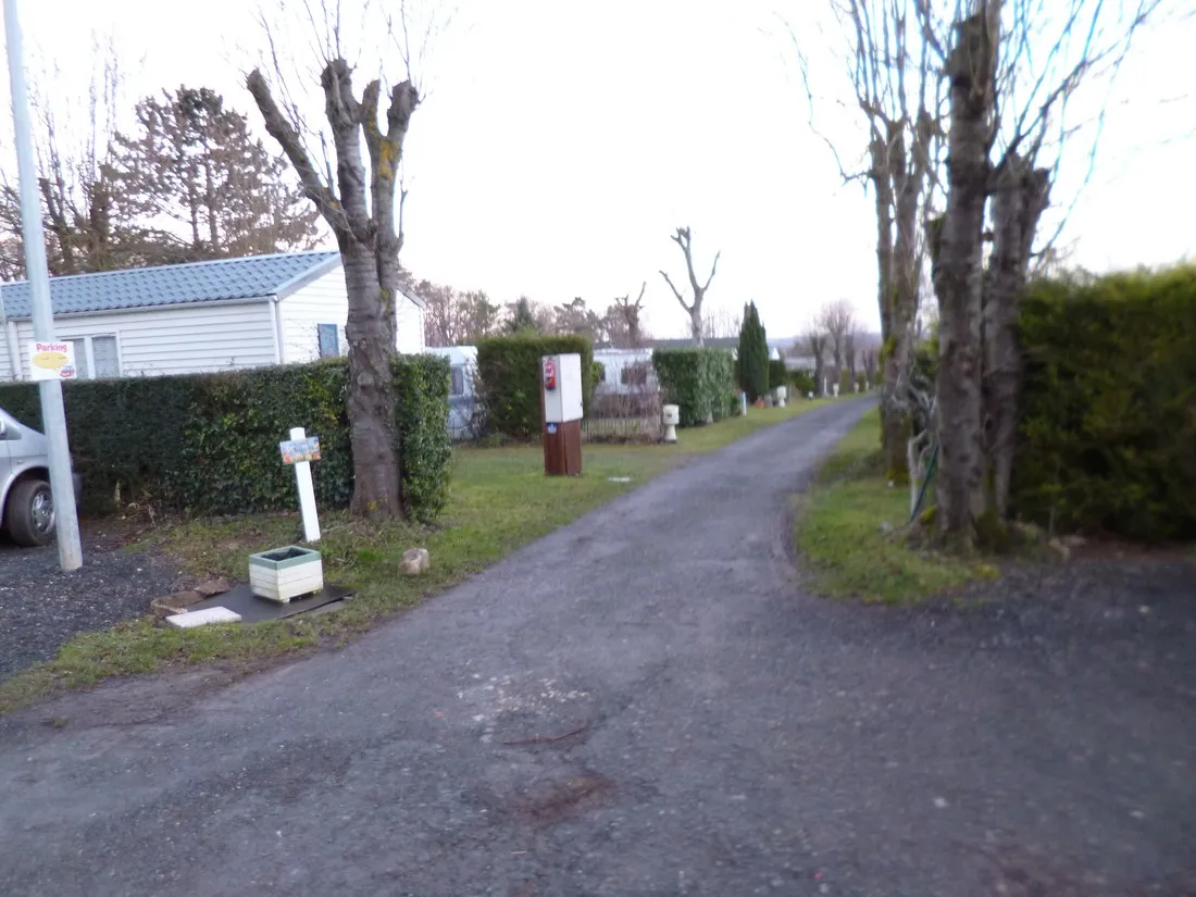 camping-le-bois-joli-henonville-5wrz8