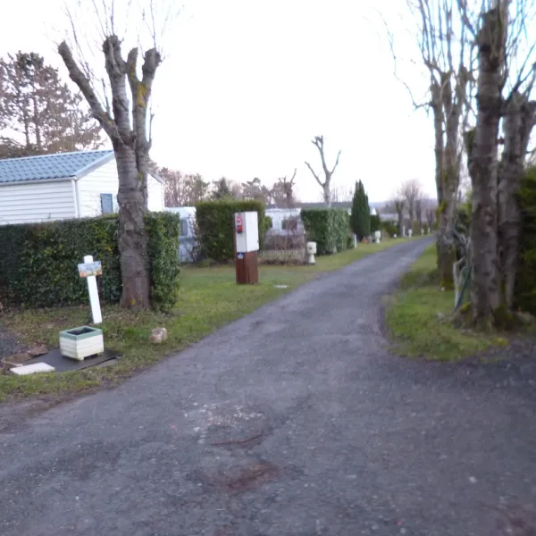 camping-le-bois-joli-henonville-5wrz8
