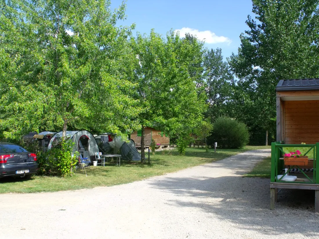 camping-municipal-le-plo-recoules-previnquieres-ik0rg