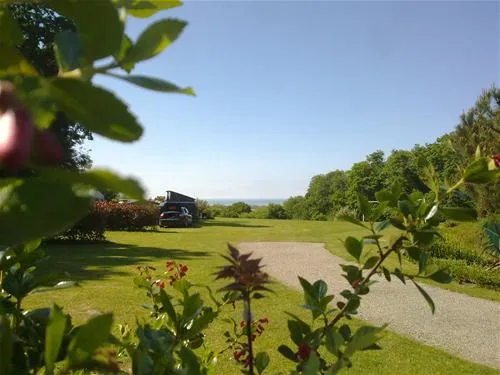 camping-le-balcon-de-la-baie-saint-marcan-opicx