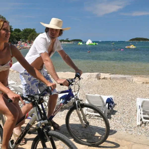 camping-valkanela-vrsar-rhe3x
