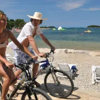 camping-valkanela-vrsar-rhe3x