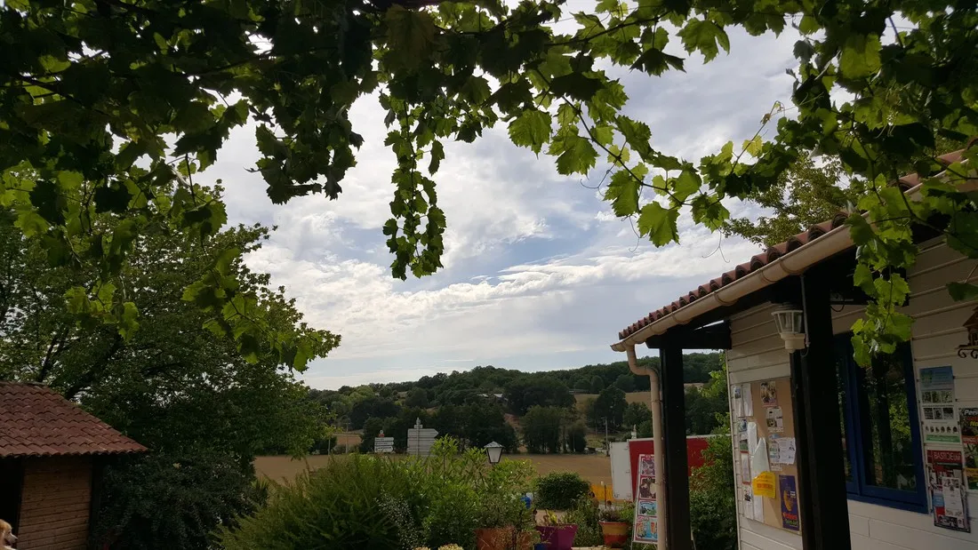 des-bastides-monflanquin-d7djs
