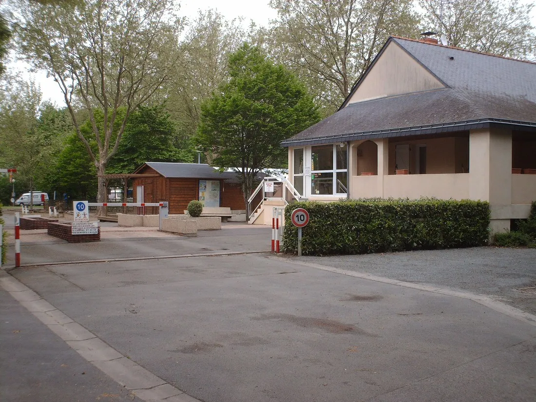 slow-camp-loire-vallee-les-ponts-de-ce-maine-et-loire-gere5