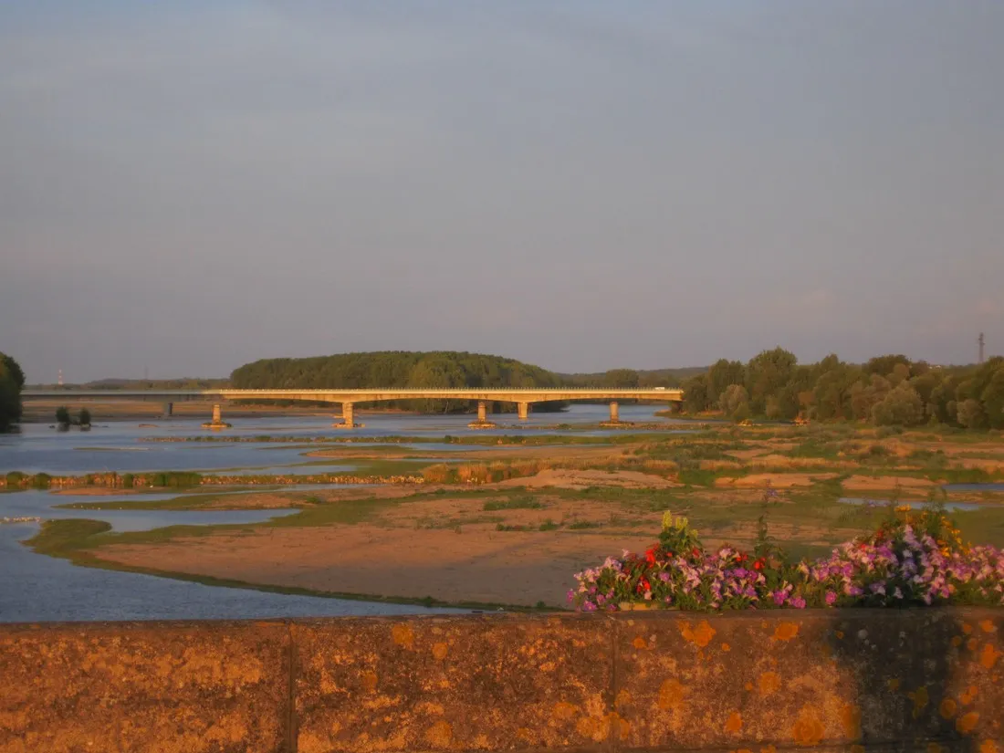 slow-camp-loire-vallee-les-ponts-de-ce-maine-et-loire-vmmwq