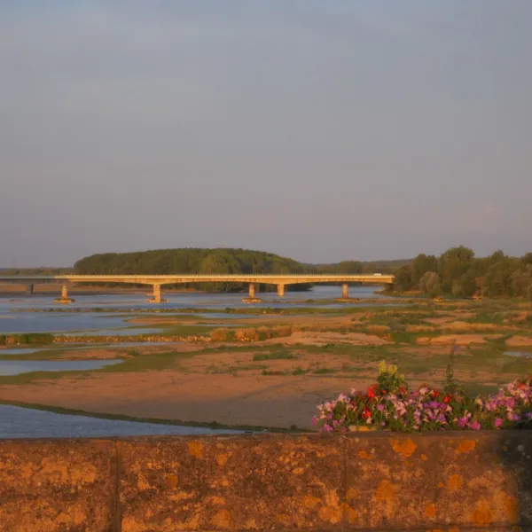 slow-camp-loire-vallee-les-ponts-de-ce-maine-et-loire-vmmwq