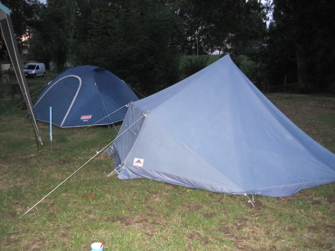 slow-camp-loire-vallee-les-ponts-de-ce-maine-et-loire-yewlr