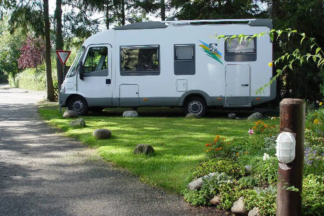 camping-an-der-schwentine-bad-malente-gremsmuhlen-2l8gq