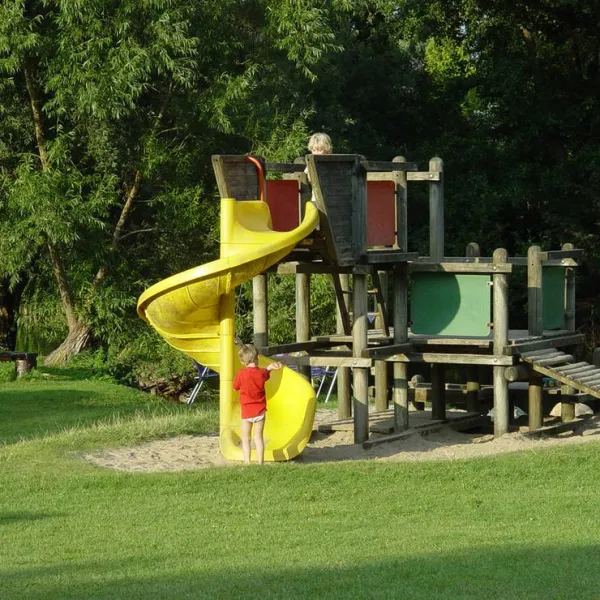 camping-an-der-schwentine-bad-malente-gremsmuhlen-bxqxo