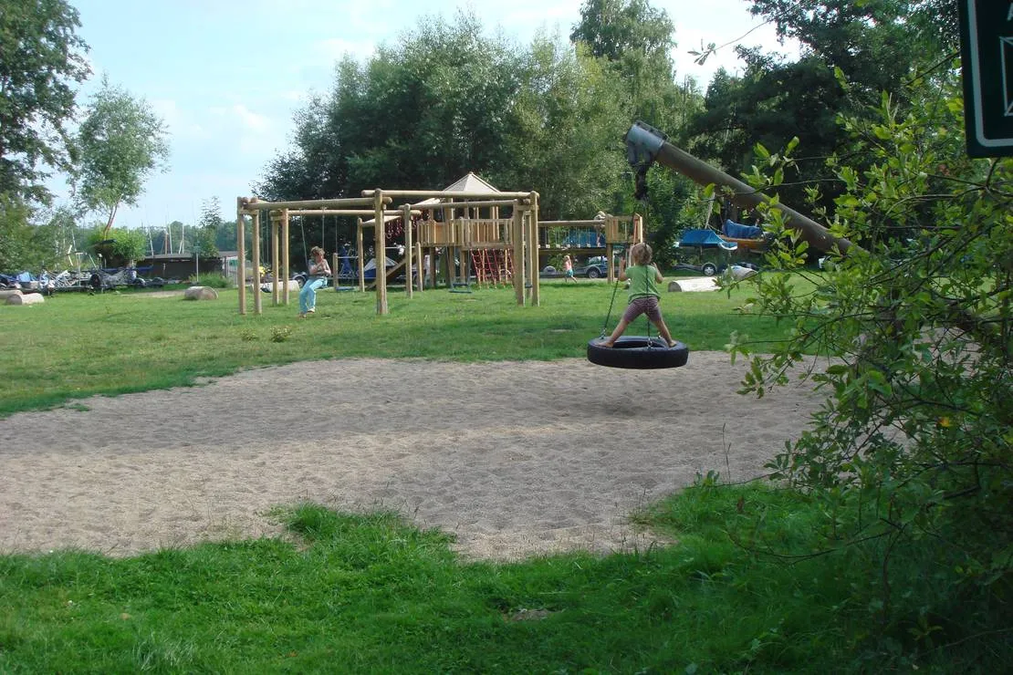 camping-an-der-schwentine-bad-malente-gremsmuhlen-ug6gs